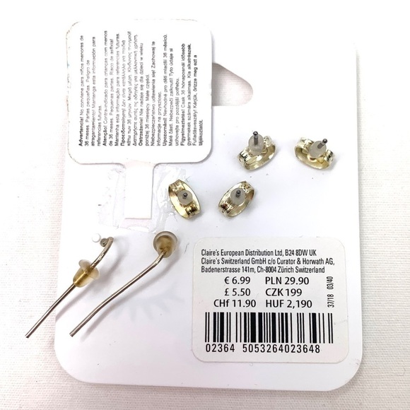 Claire’s Holiday Pierced Earring Trio-Ball Studs, Snowflakes, Seals NWT - Picture 2 of 3